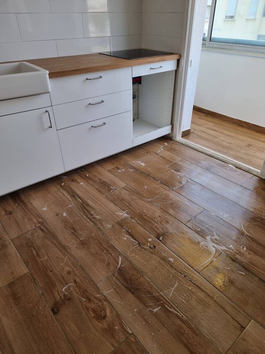 Société pour le nettoyage bureaux,locaux,vitres,maisons à Marseille 13008 et 13010