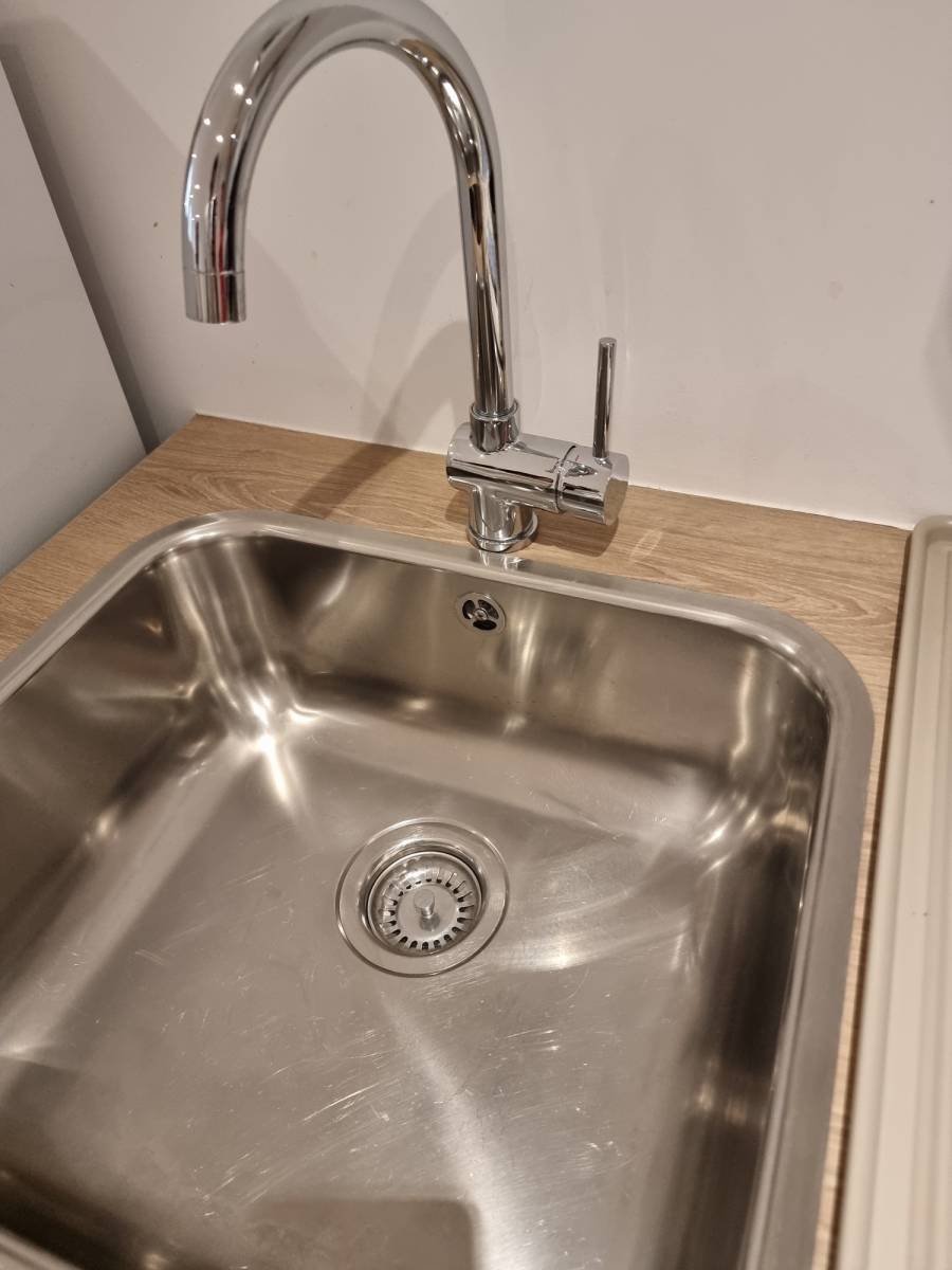 Société pour le nettoyage bureaux,locaux,vitres,maisons à Marseille 13008 et 13010