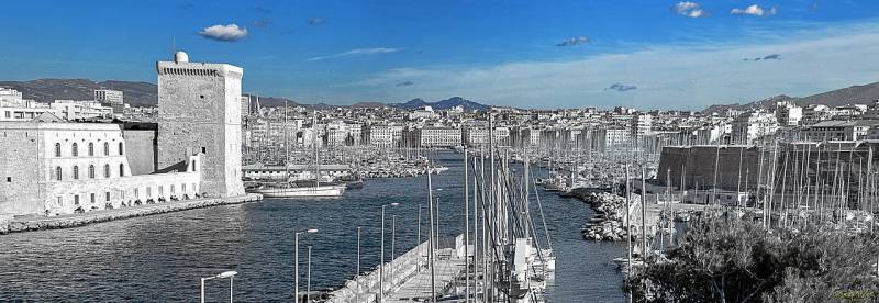 Prestations de nettoyage hebdomadaire spécial location de vacances en saison à Marseille Vieux Port 13002 